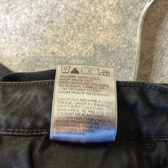 Paradise Mine, High Rise Skinny  PM 02. Size 30. - Picture 9 of 9